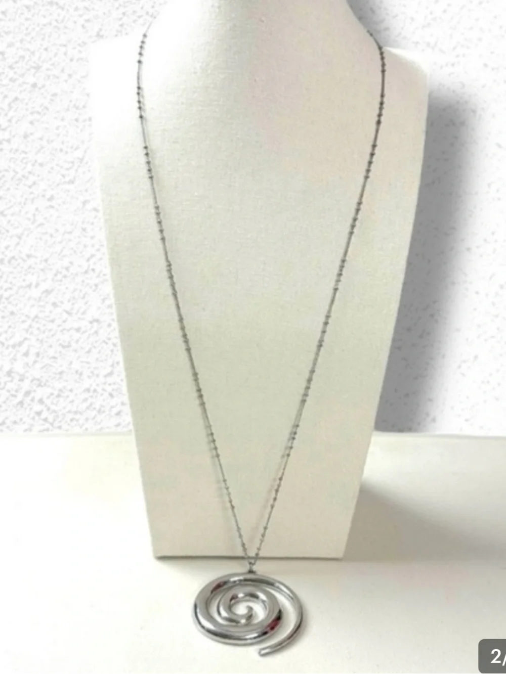 NWOT Free People Silver Spiral Lala Pendant Necklace